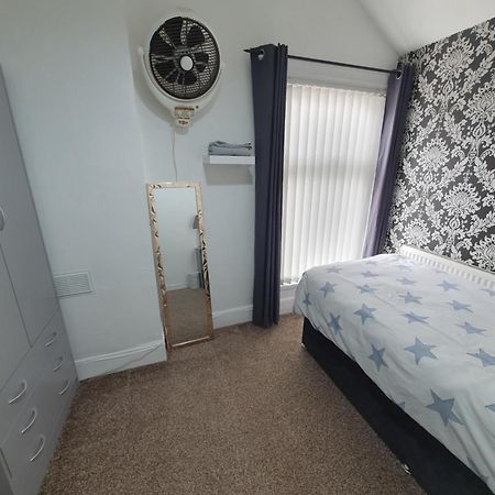 Private Room In Cardiff Luaran gambar