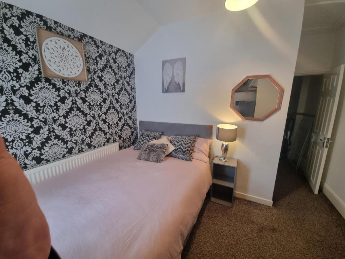Private Room In Cardiff Luaran gambar