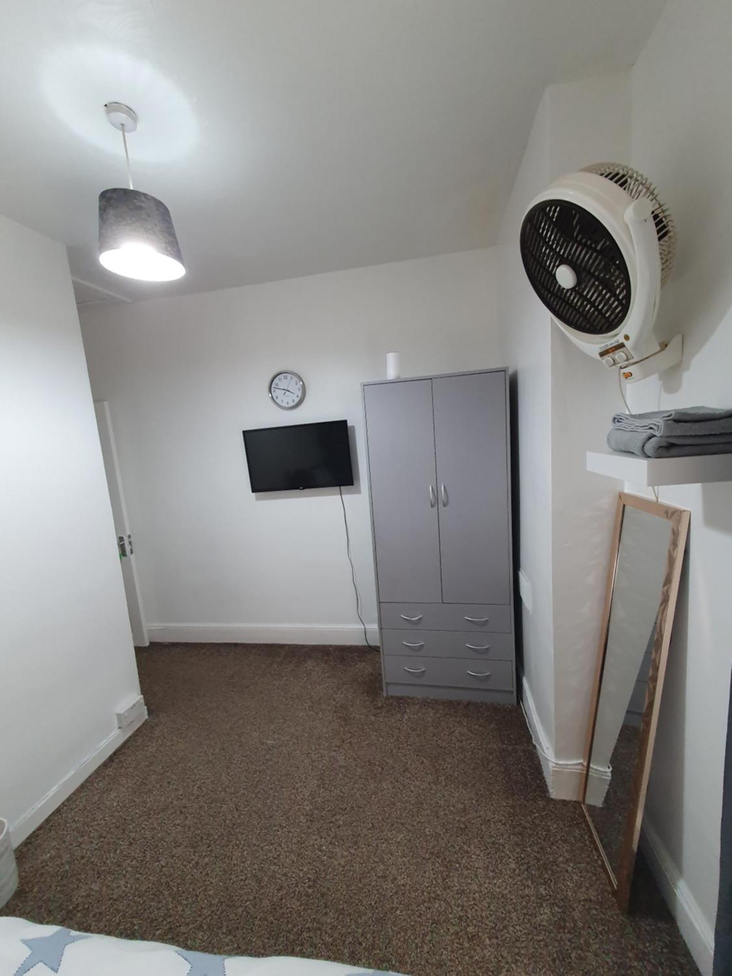 Private Room In Cardiff Luaran gambar
