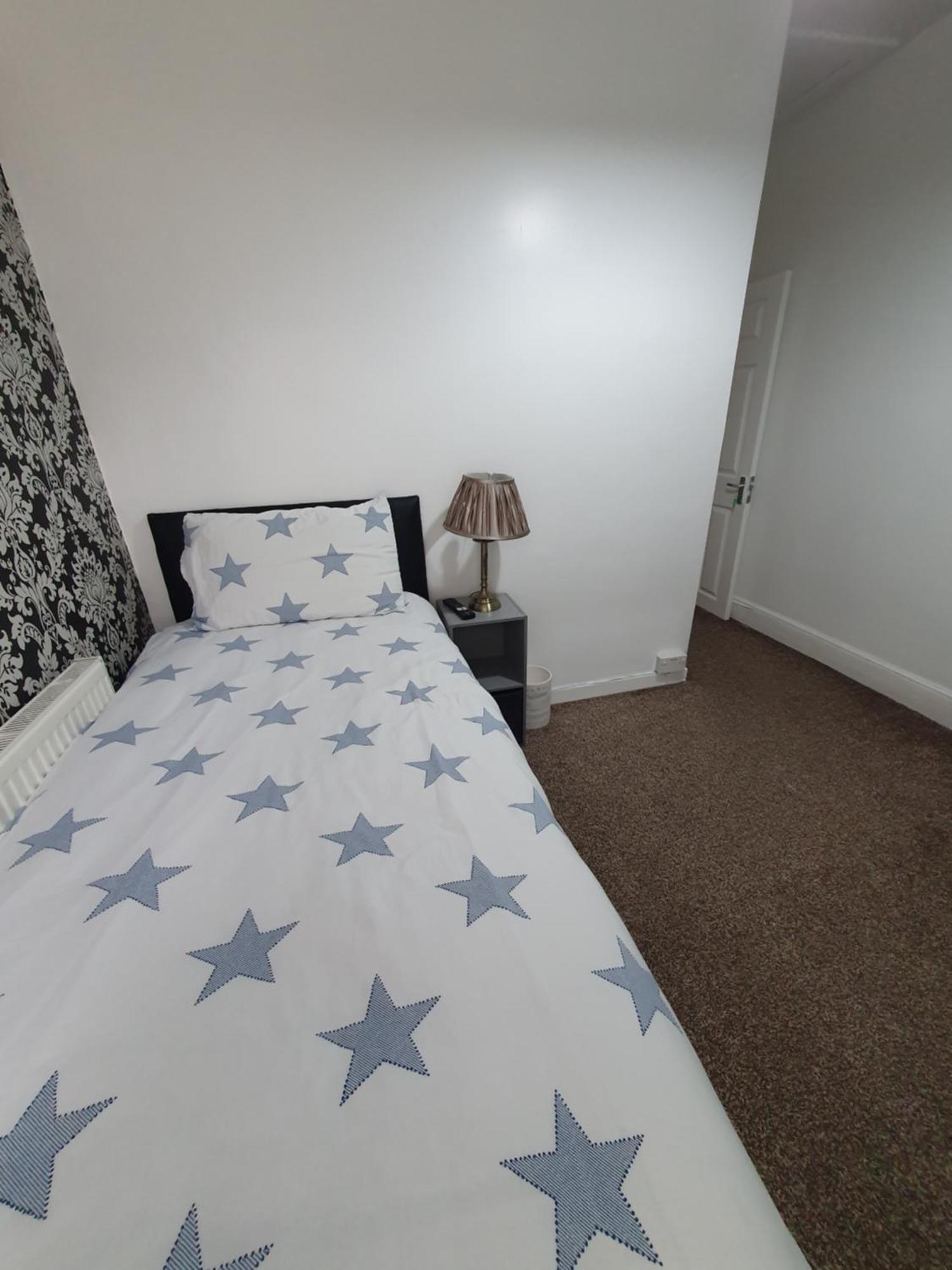 Private Room In Cardiff Luaran gambar