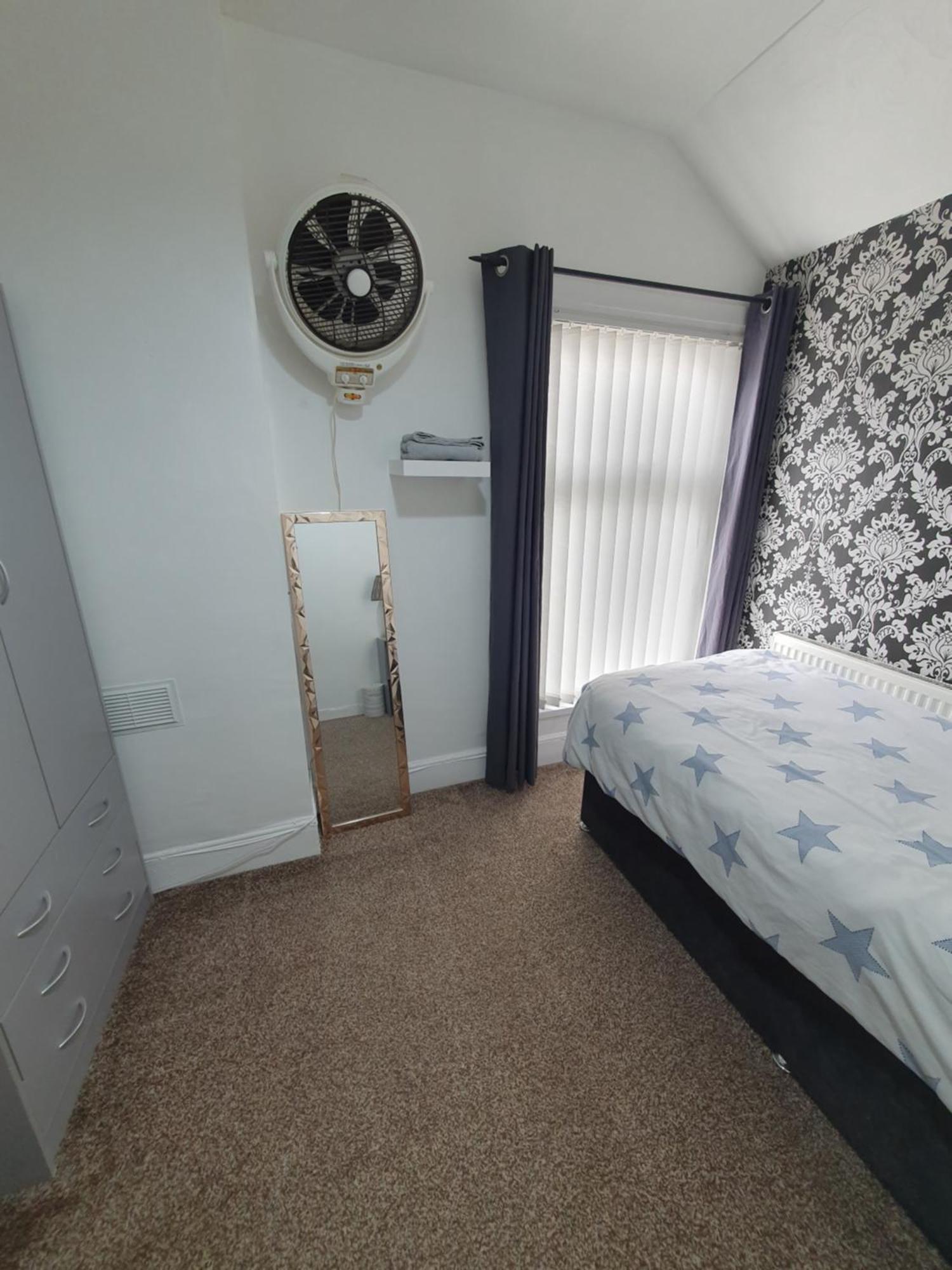 Private Room In Cardiff Luaran gambar